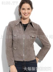 雅缇伊尚女装 服饰、配饰与加盟前景全解析